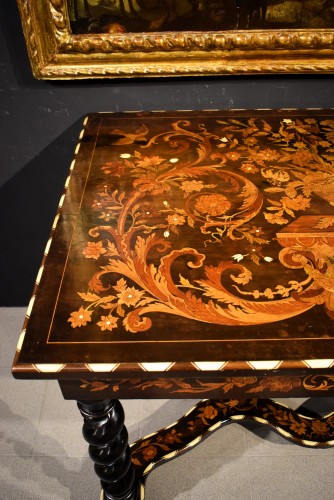 XIXe siècle - Table à écrire de style Louis XIV - France, XIXe siècle